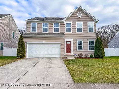 123 Redtail Hawk Cir, Sewell, NJ 08080