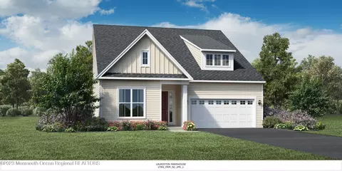 3 Magnolia Dr, Freehold, NJ 07728