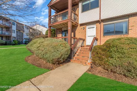 116 Edison Glen Ter, Edison, NJ 08837