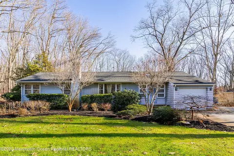 406 Millstone Rd, Clarksburg, NJ 08510