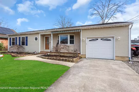 241 Birch Ln, Forked River, NJ 08731 photo 4