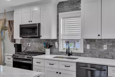 241 Birch Ln, Forked River, NJ 08731 photo 12