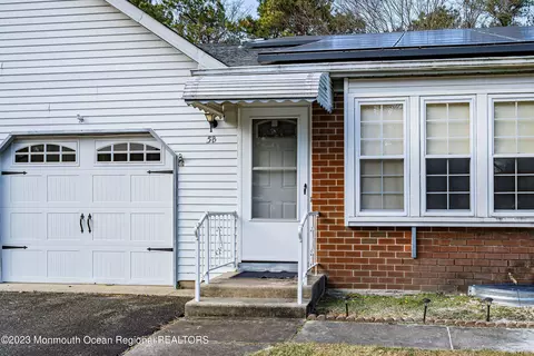 5 Ardsley Ave # B, Whiting, NJ 08759