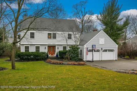 43 Lewis Point Rd, Fair Haven, NJ 07704
