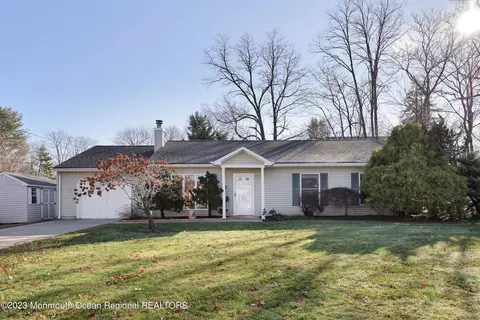 55 Michigan Ave, Port Monmouth, NJ 07758