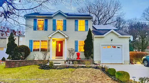 237 S Charleston Ave, Lawnside, NJ 08045