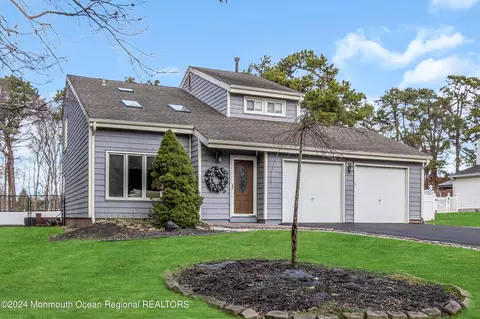 972 Yellowbank Rd, Toms River, NJ 08753