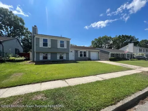 10 Village Dr, Barnegat, NJ 08005
