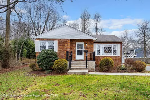 304 Main St, Port Monmouth, NJ 07758