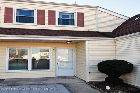 37 Mediterranean Ct #C, Barnegat, NJ 08005