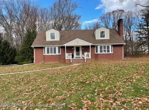 24 Roosevelt Ave, Morganville, NJ 07751
