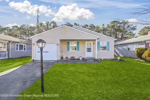 117 San Carlos St, Toms River, NJ 08757