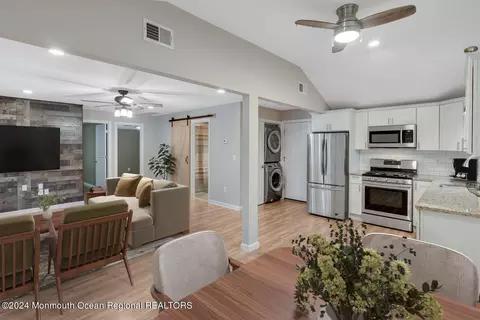 908 Buena Vista Rd, Forked River, NJ 08731
