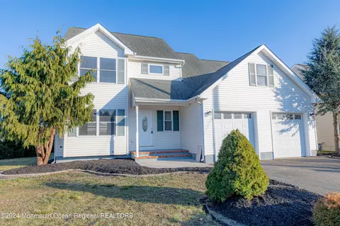 711 Ocean Gate Ave, Ocean Gate, NJ 08740