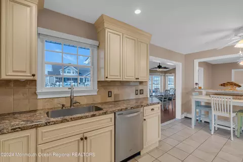 813 Spar Dr, Forked River, NJ 08731 photo 13
