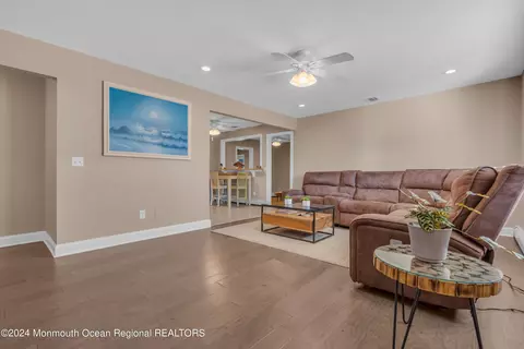 813 Spar Dr, Forked River, NJ 08731 photo 7