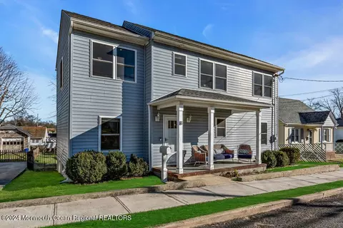 18 Walling St, Sayreville, NJ 08872