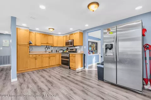 229 Birch Ln, Forked River, NJ 08731 photo 11
