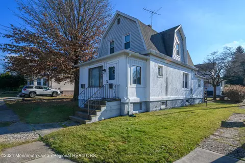 14 Devoe St, South River, NJ 08882