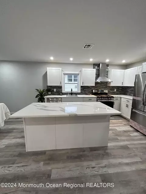 1644 Mount Everest Ln, Toms River, NJ 08753