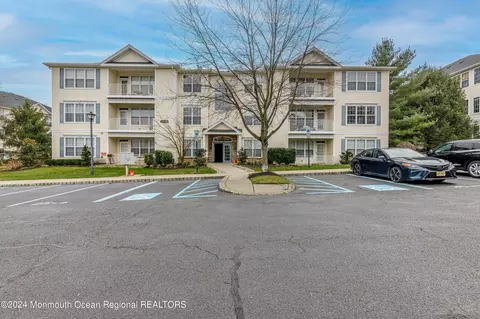 380 St Andrews Pl, Manalapan, NJ 07726