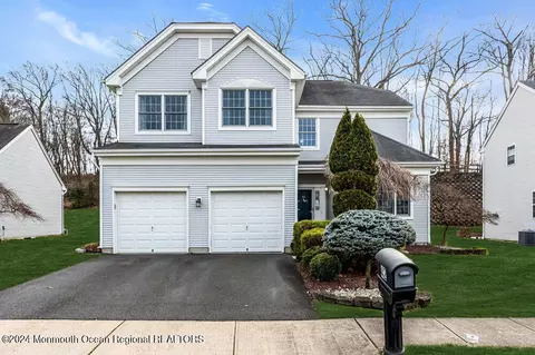 42 Waterford Ave, Morganville, NJ 07751