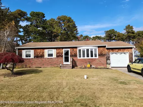 1924 Parkside Dr, Forked River, NJ 08731 photo 2