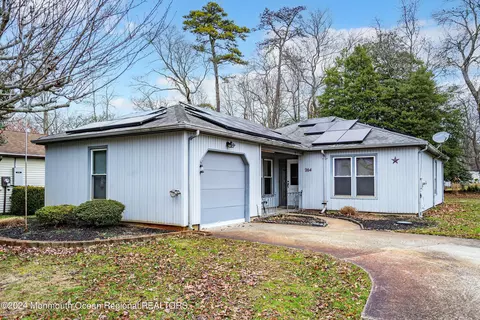 264 Yorktowne Dr, Little Egg Harbor, NJ 08087