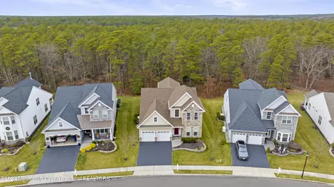 155 Arborridge Dr, Forked River, NJ 08731 photo 4