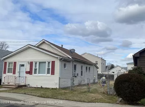 715 Central Ave, Union Beach, NJ 07735