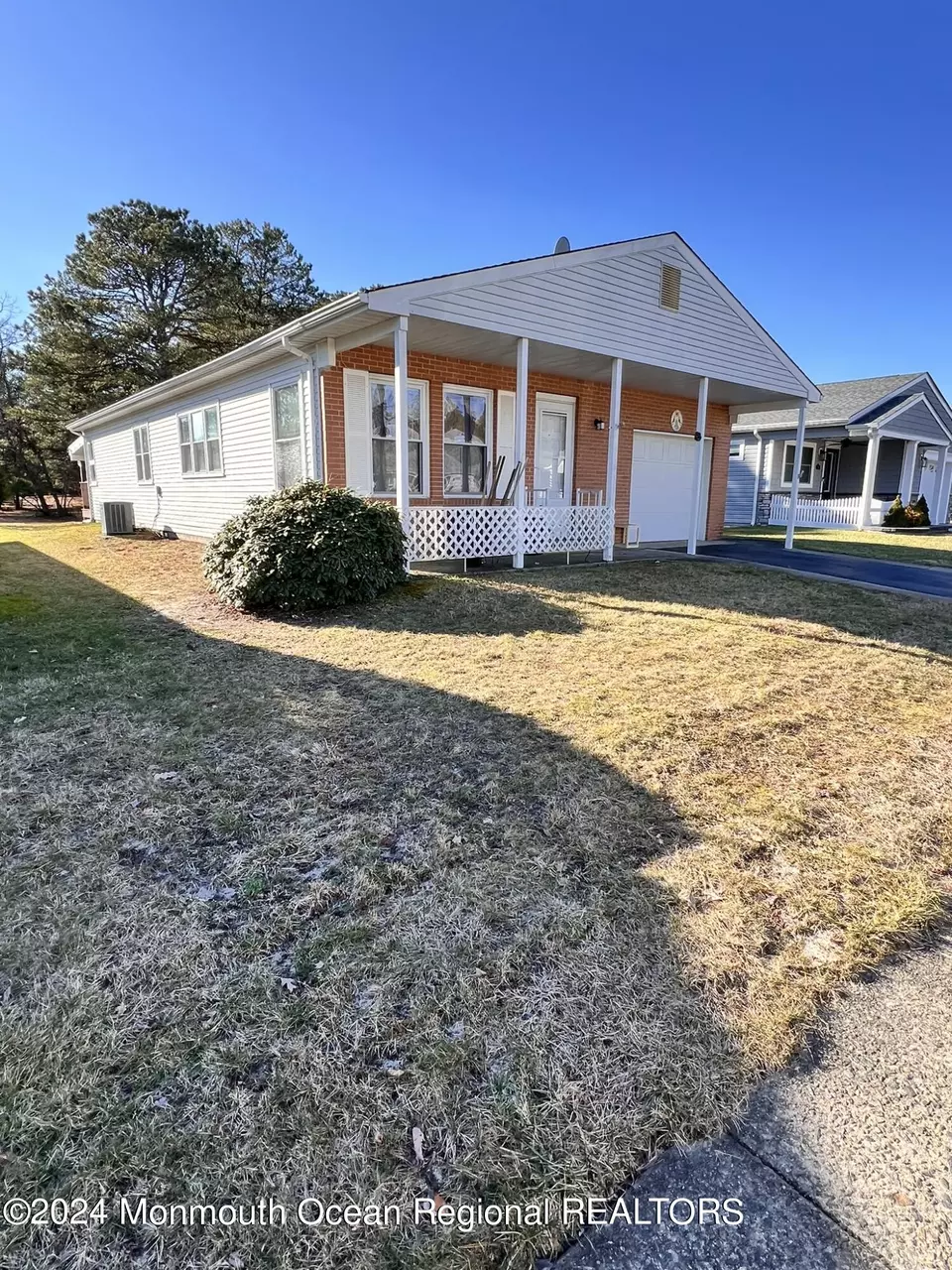 57 Paradise Blvd, Toms River, NJ 08757 33 Photos Movoto