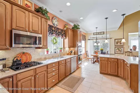 59 Eagleswood Dr, Waretown, NJ 08758 photo 13