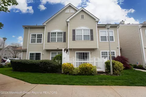 151 Dorado Beach Ct, Howell, NJ 07731