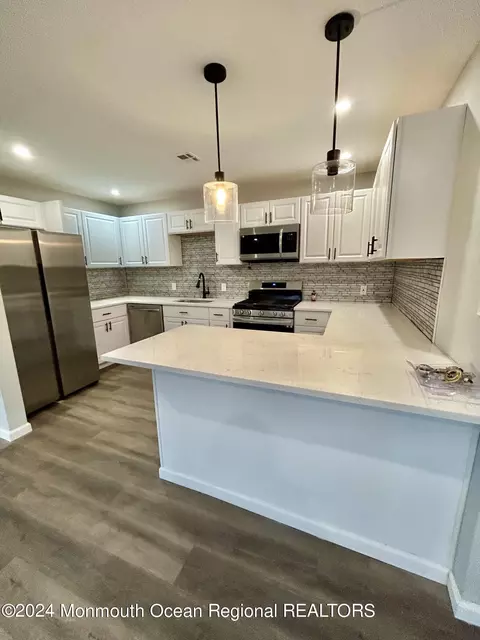 3061 Patricia Ct, Manchester, NJ 08759
