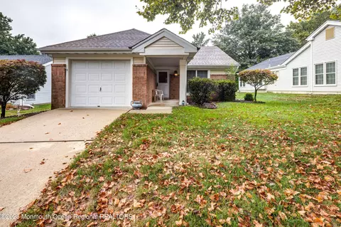 2264 Beltane Rd, Toms River, NJ 08755
