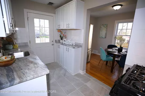 236 Broad St, Matawan, NJ 07747 photo 7