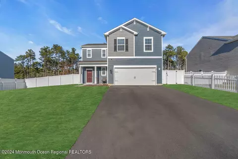 126 Windjammer Dr, Barnegat, NJ 08005