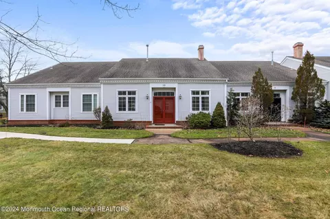 5 Chadwick Ln # B, Monroe, NJ 08831