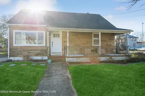 1612 Bradfiske Ave, Neptune City, NJ 07753