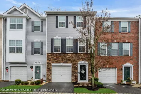 219 Chickadee Ct #1000, Freehold, NJ 07728
