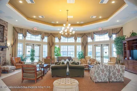 326 Sophee Ln, Lakewood, NJ 08701