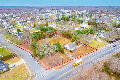1602 Old Freehold Rd, Toms River, NJ 08755