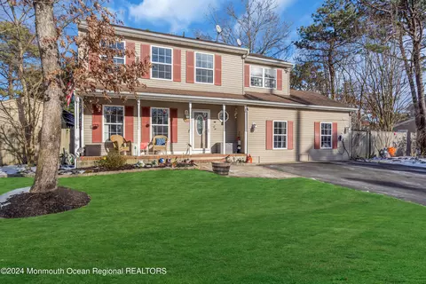 451 Nautilus Dr, Manahawkin, NJ 08050