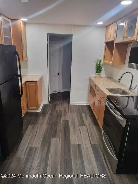 78 James St, Toms River, NJ 08753