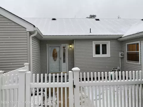 11 Zacatin Rd # A, Freehold, NJ 07728