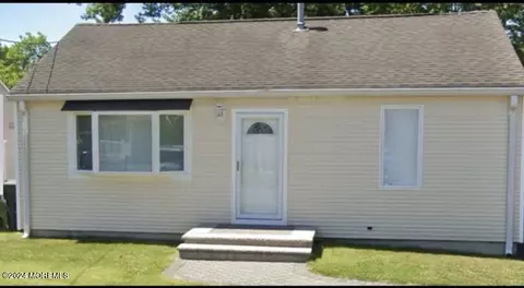 767 Pine Dr, Brick, NJ 08723 photo 2
