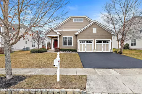 5 Stemson Ct, Little Egg Harbor, NJ 08087