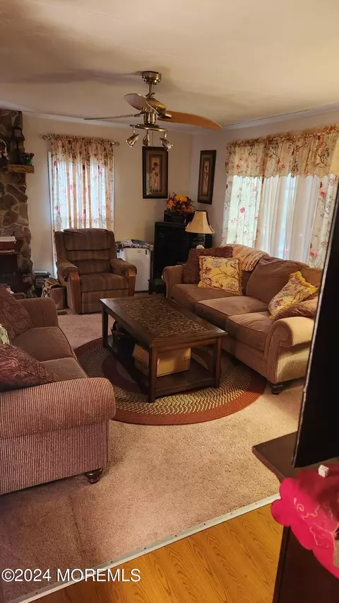 Living - 8 Eagle Rd, Jackson, NJ 08527 photo 1 of 6
