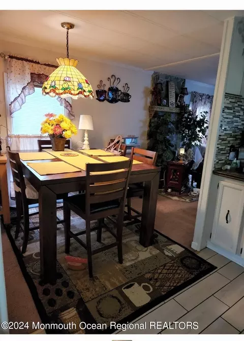 Dining - 8 Eagle Rd, Jackson, NJ 08527 photo 2 of 3