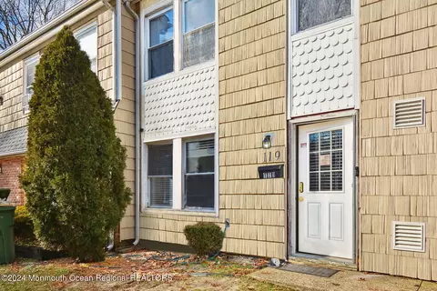 119 Colony Cir, Lakewood, NJ 08701
